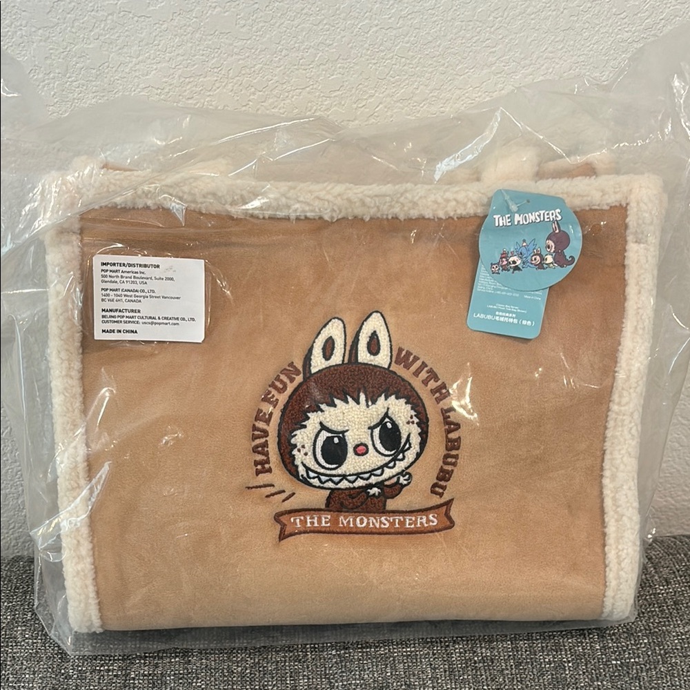 POPMART labubu plush tote bag ✨